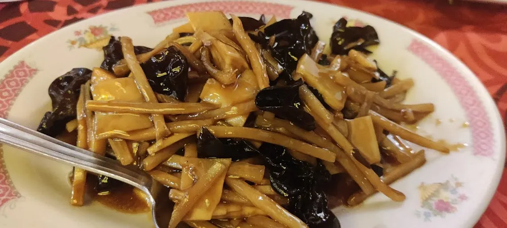 Accompagnement Pousses de Bambou Et Champignons